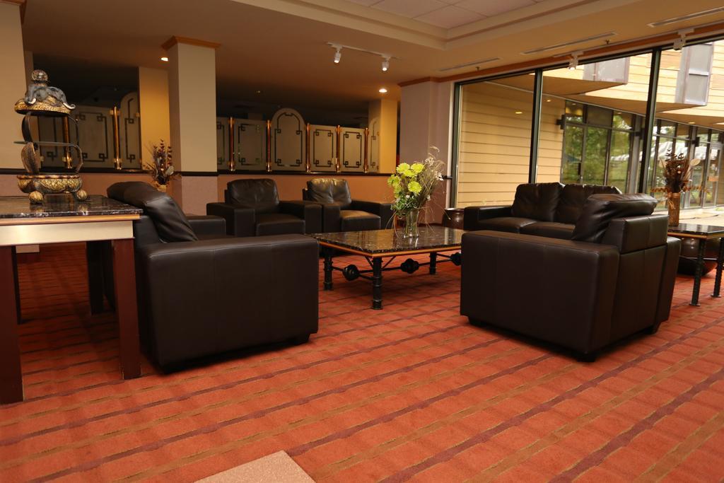 Hotels Gouverneur 里穆斯基 外观 照片
