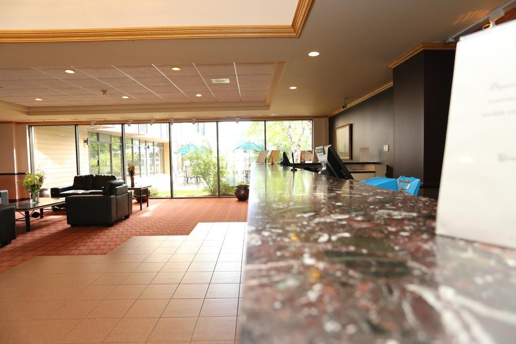 Hotels Gouverneur 里穆斯基 外观 照片