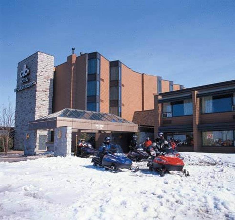 Hotels Gouverneur 里穆斯基 外观 照片